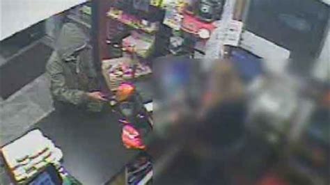 Suspect Sought In Gas Station Robbery In South Philadelphia 6abc Philadelphia