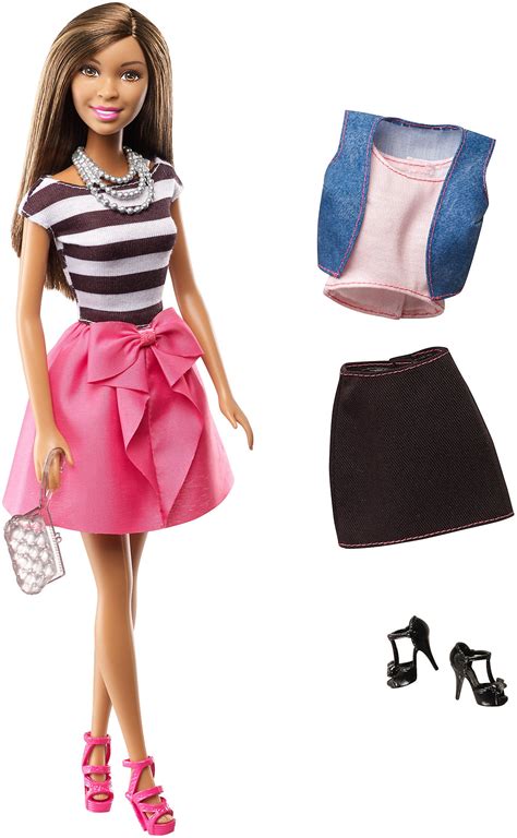 Barbie Nikki Doll And Fashions Tset