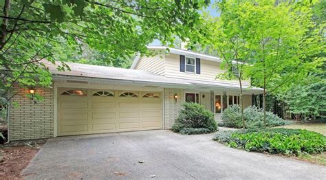 How much to add a bedroom to a house. What Would It Cost to Add a Bedroom Over the Garage? in ...