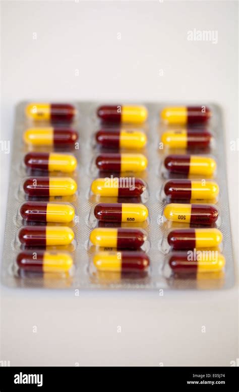 Amoxicillin Antibiotic Capsules Uk Stock Photo 68965544 Alamy