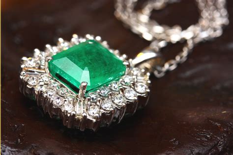 Emerald The Birthstone Of May Nathan And Co Jewellers And Pawnbrokers