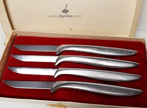 Set Of 4 Vintage Gerber Legendary Blades Miming Steak Knife Knives