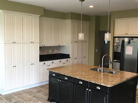Refresh cabinets is a locally owned and operated cabinet specialist company. Quality Kitchen Cabinet Refinishing Services | Complete Cabinet Refinishing