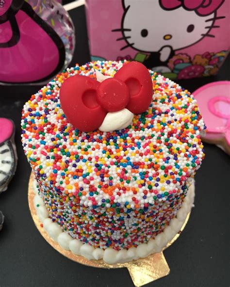 Hello Kitty Café Pop Up Shop Opens At Irvine Spectrum Irvine Spectrum