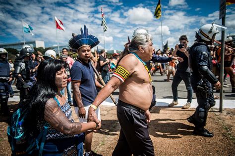 thousands-of-indigenous-peoples-converge-on-brazil-s-capital