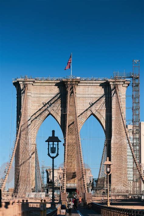 Brooklyn Bridge Built In 1883 Was The First Fixed Crossing Of The
