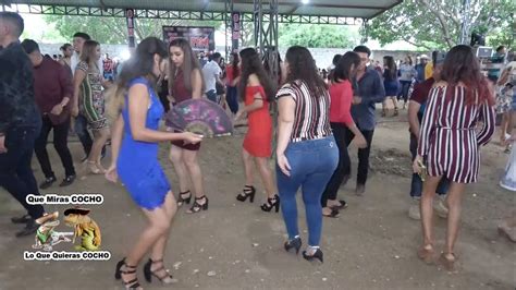 Que Chulo Zapatean Estas Bellas Mujeres En La Ganadera Youtube