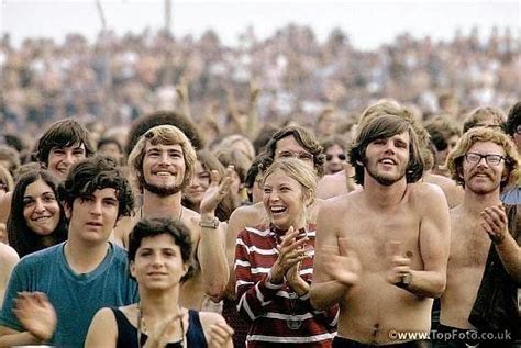 Pin By Risser50 On Hippies Woodstock Paz Y Amor Por Siempre Woodstock Festival Woodstock