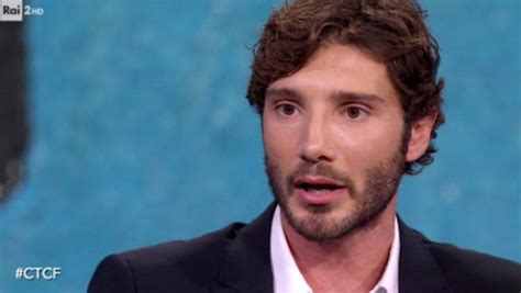 Il binomio torna al centro delle cronache rosa dopo le ultime immagini che lasciano immaginare che tra. Stefano De Martino | Nuova donna dopo Belen? | Gossip