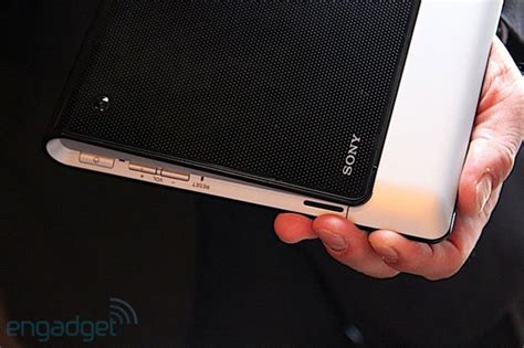 รูปร่างหน้าตาจริงๆ ของ Sony Tablet Se Update