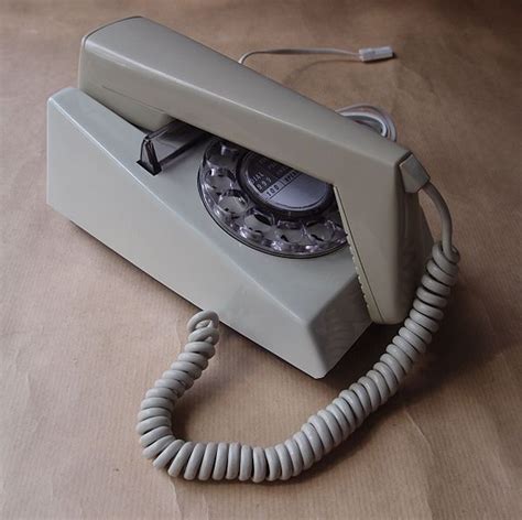 1971 Gpo Two Tone Ivory Rotary Dial Trimphone Telephone These Had A