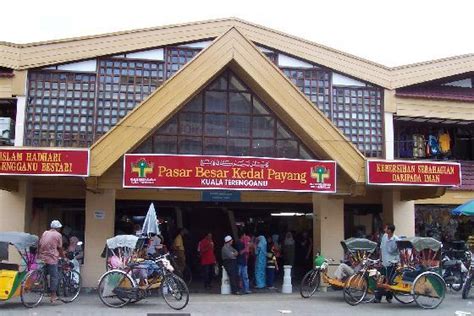 Kuala terengganu is the administrative capital, royal capital and the main economic centre of terengganu, on the east coast of peninsular malaysia. Terengganu - State And Attractions