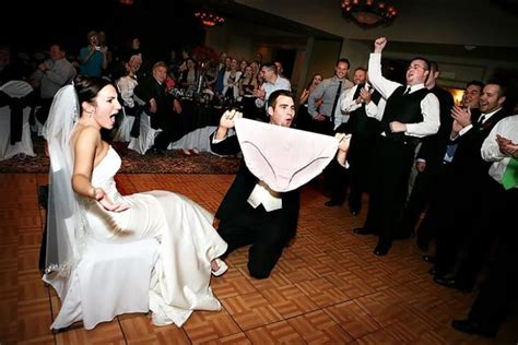 The Most Hilarious Wedding Photo Fails The Finance Chatter Part