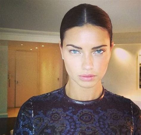 Perfect S Shape Eyebrows Adriana Lima Curls And Curlers Pinterest