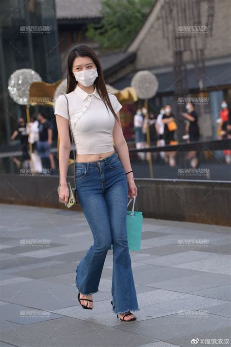 韓国モデル에 있는 Tosiakihorigome님의 핀 거리 패션 여성 청바지 패션