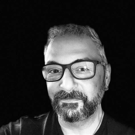 Poshmark makes shopping fun, affordable & easy! Pasquale Borrelli - Geschäftsführer - 2-steps-ahead KG | XING