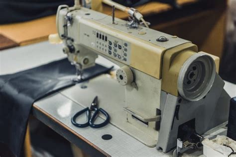 Best Sewing Machines For Leather 2023 Reviews