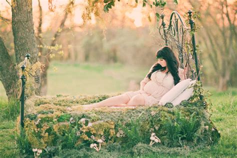 Our Love In October Pretty Love A Whimsical Maternity Session