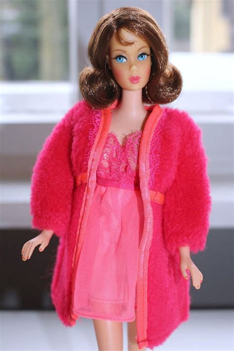 Marlo Flip Barbie In Dream Ins Both Altrosa Barbie