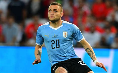 En uruguay ven a jonathan rodríguez como el sustituto de luis suárez en la delantera de su para los duelos contra chile y ecuador, respectivamente, a rodríguez se le exigirá, ya que se espera de. 'Cabecita' Rodríguez de Cruz Azul SE VA, a la Selección de ...