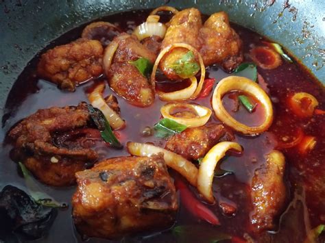 Blog Lea Azleeya: Resepi Ayam Masak Kicap Berkuah Sedap. Mesti Cuba!!