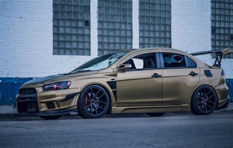 The streetfighter la evo x widebody kit is quite a unique package. Mitsubishi Lancer Evolution 10 | Tuning | Coches ...