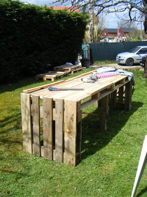 Maybe you would like to learn more about one of these? Pallet Garden Table | 99 Pallets