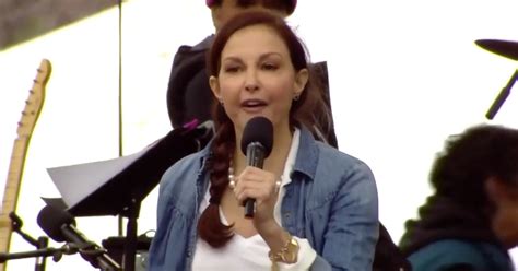 Watch Ashley Judd Recite A Nasty Woman Poem At The Womens March