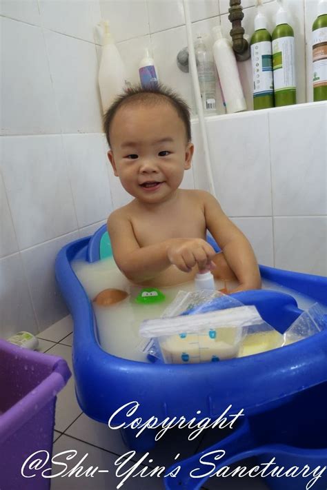 Secondly, it is very hard to control temperature this way. Shu-Yin's Sanctuary: Luxurious Breastmilk Bath