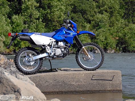 If you are looking for a bike that is the perfect companion for exploring your local green lanes on, look no further than a suzuki drz 400 s. 2002 Suzuki DR-Z 400 S: pics, specs and information ...