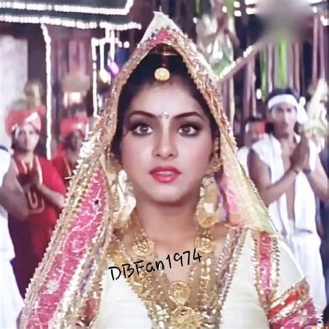 Pin By Akpisces On Divya Bharti Vintage Bollywood Most Beautiful Bollywood Actress Cute Beauty