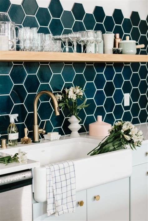 Jul 08, 2018 · 9. 25+ Unique Kitchen Splashback Tiles Ideas For Trendy Decor