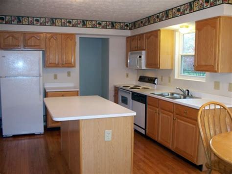 Cedar wood for any construction wood is very major raw material and cedar wood is one of most common type of wood to be used maki. Different Types of Wood for Kitchen Cabinets - Interior design