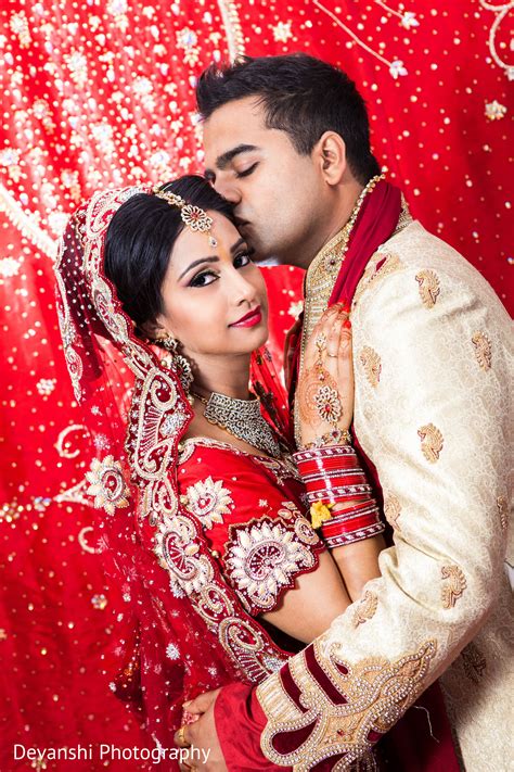 Portraits In Netherlands Indian Wedding By Devanshi