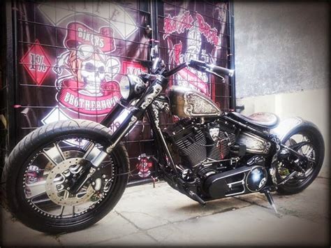 We aims to promote cycling to make a more healthy. Custom Chopper From Indonesia : Bikers Brotherhood Indonesia | kakimoto