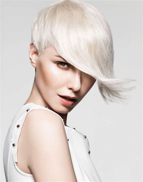 Beauté  21 plus belles idées coiffure courte nuque longue femme
