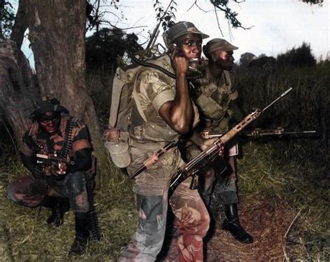 Rhodesian Troops With Fn Fals During The Bush War 1970s