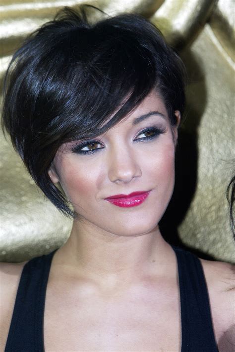 frankie bridge shows off yet another new hair transformation