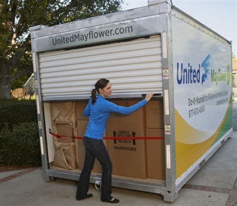 6 Tips For Making A Move With A Portable Moving And Storage Container
