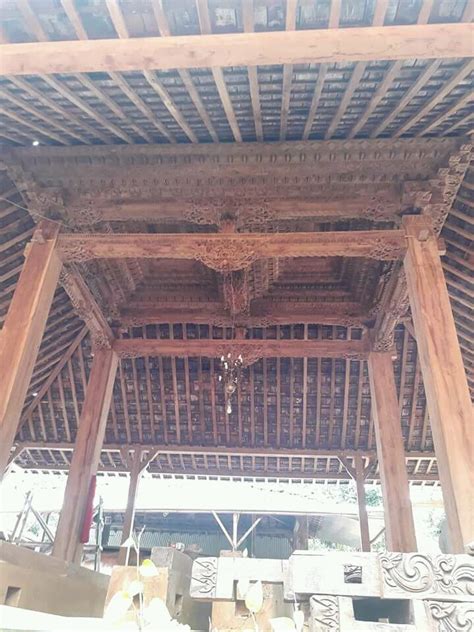 Diworkshop kami joglo tengahan full ukir soko 17 cm, silahkan yang berminat bisa langsung dipantau cocok bisa kami pasangkan juga di lokasi. RUMAH JOGLO SOKO GURU 40 CM | Rumah, Kayu, Rumah kayu