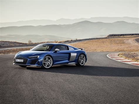 I love the audi r8 from the start. New and Used Audi R8: Prices, Photos, Reviews, Specs - The ...