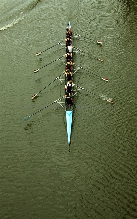 Rowing 9099 Rowers In Eight Oar Rowing Boats On River Tham Flickr