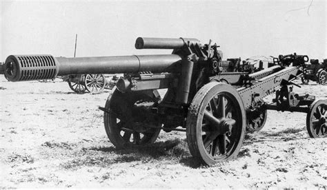 Captured 105 Mm Cannons And 150 Mm Heavy Field Howitzers In Service In