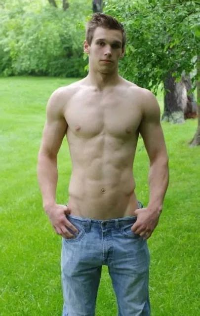 Shirtless Male Muscular Dude Frat Guy Jock Hunk Abs Beefcake Photo X