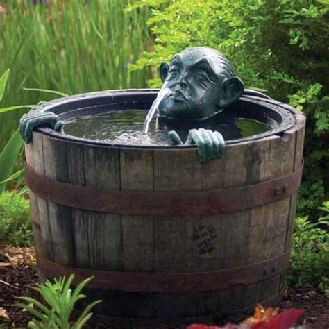 Aquascape Man In Barrel Spitter Fountain 78315