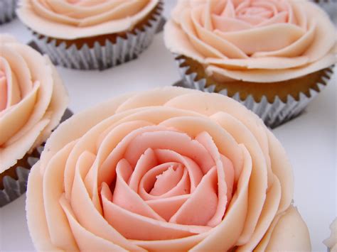 6 Vintage Rose Cupcakes Vintagerosecupcakes