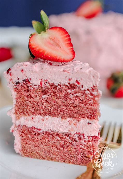 Strawberry Cake Made With Real Strawberries Strawberry Cake Recipes