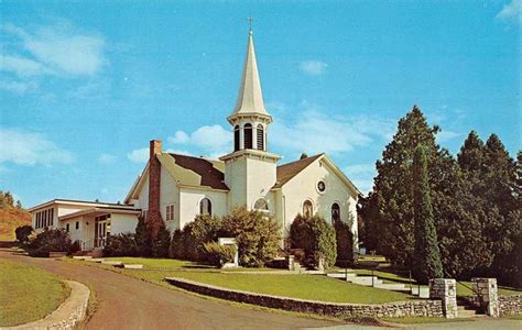 Ephraim Wisconsin Moravian Church Street View Vintage Postcard K55220
