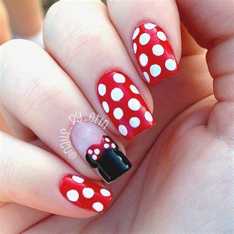 Nailsbyerin Minnie Mouse Nails