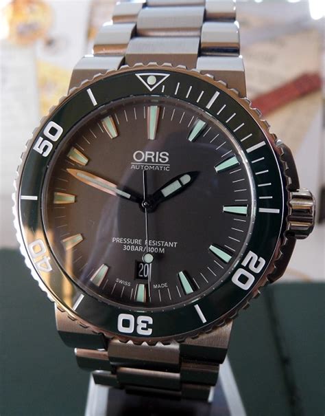 Oris Aquis Date Green Dial Bracelet